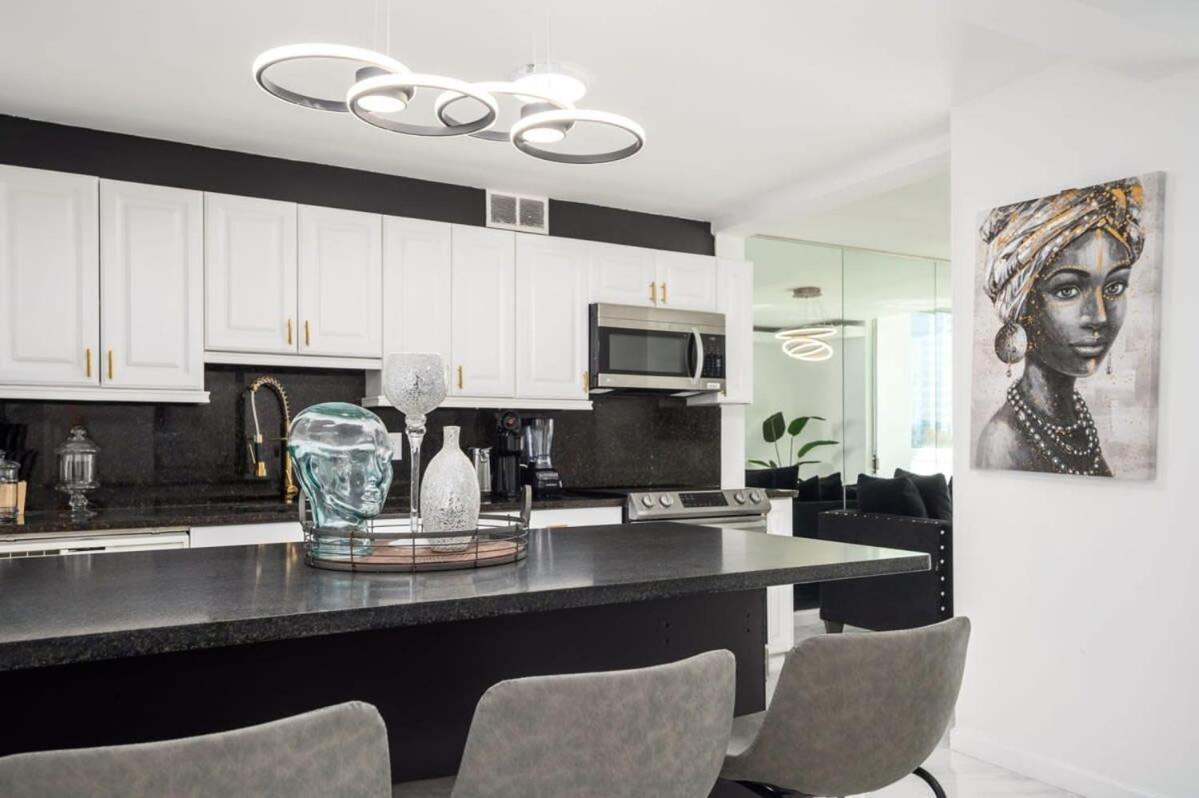 Holiday home 2b Downtown Atl Free Parking 24h Concierge Lm707 *
